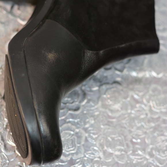 DANSKO Black Leather and Suede Booties SZ 39/8 NWOT - Picture 4 of 12